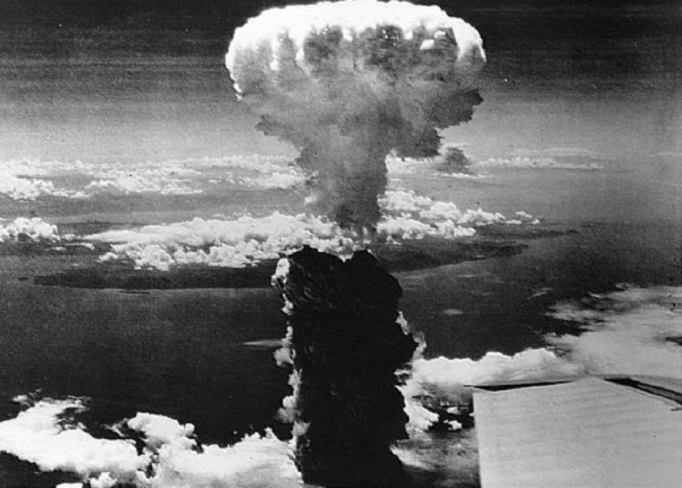 Il “fungo” atomico sopra Nagasaki
