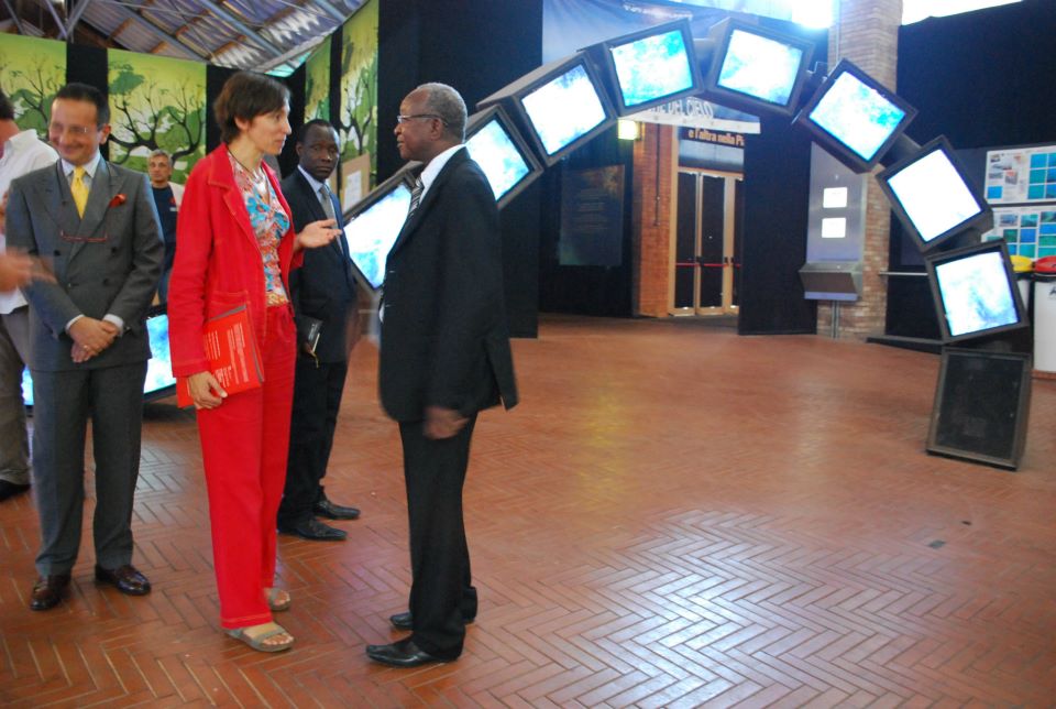 Visita dell'Ambasciatore del Bukina Faso a Città della Scienza