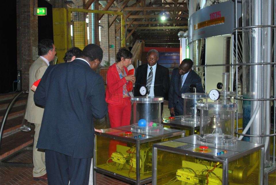 Visita dell'Ambasciatore del Bukina Faso a Città della Scienza